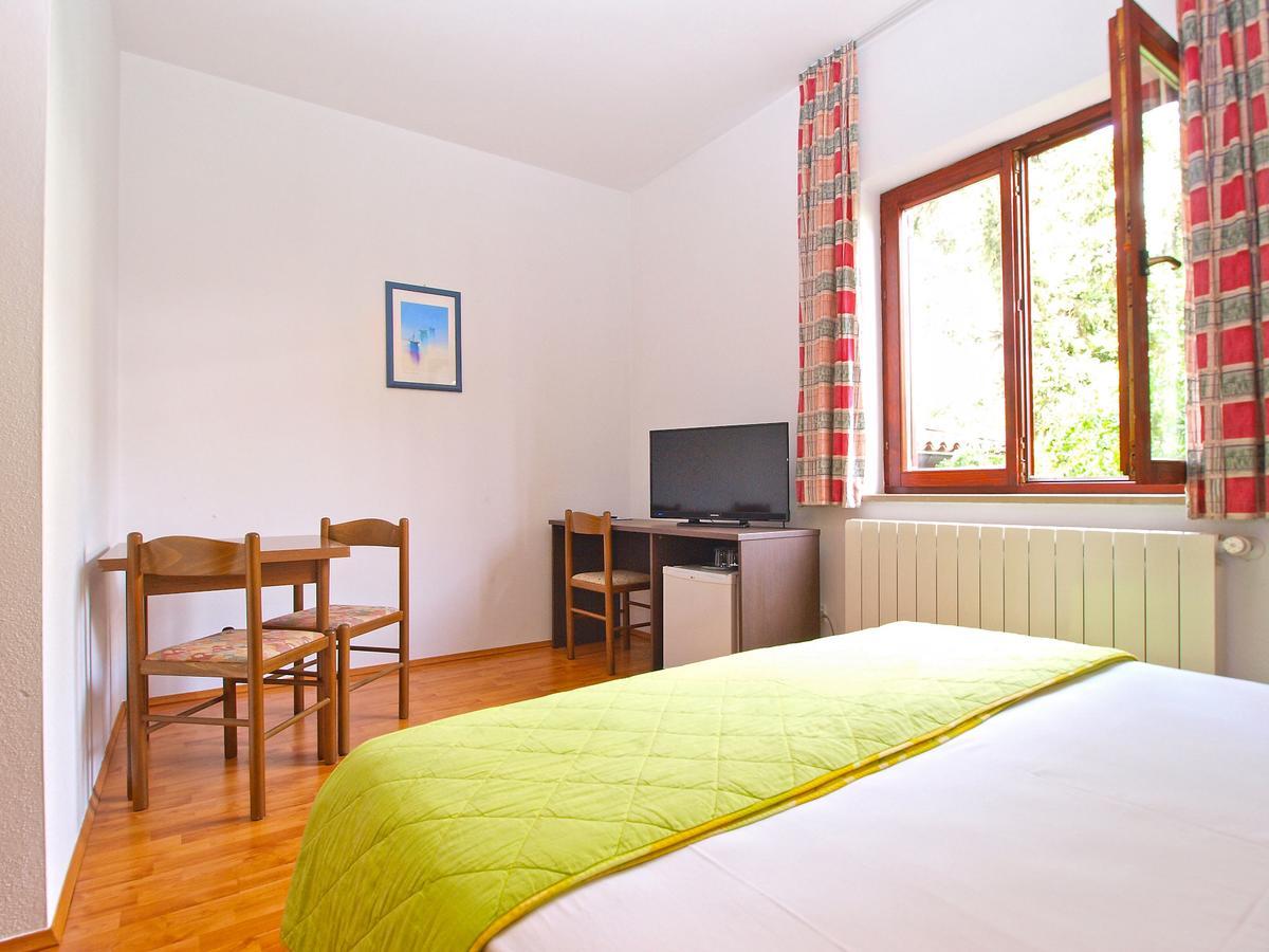Rooms Ivica 1452 Fažana Buitenkant foto