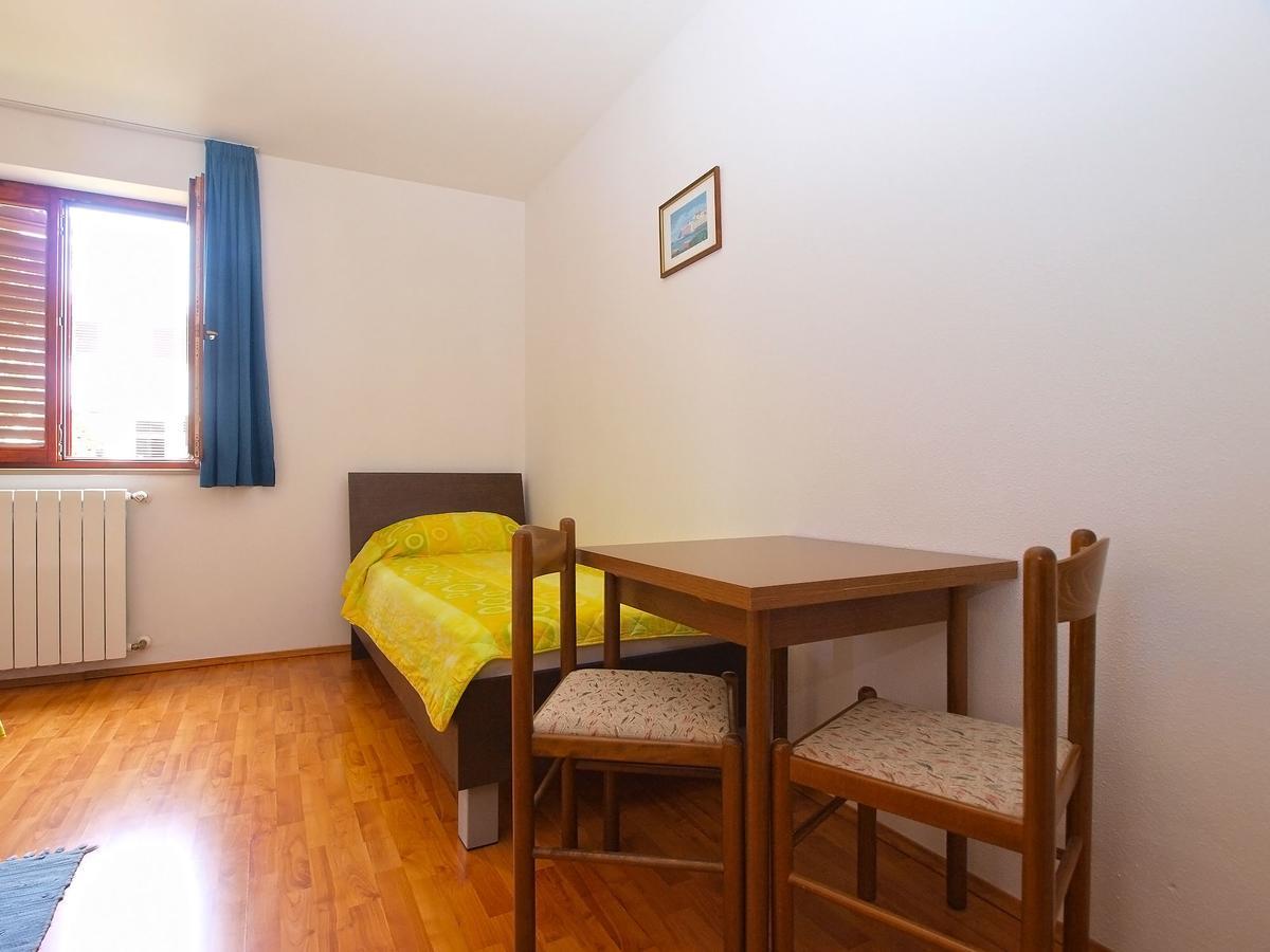 Rooms Ivica 1452 Fažana Buitenkant foto