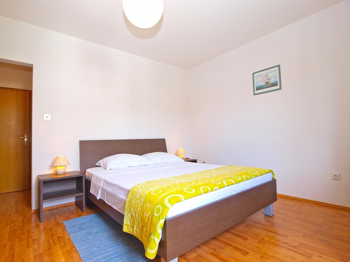 Rooms Ivica 1452 Fažana Buitenkant foto